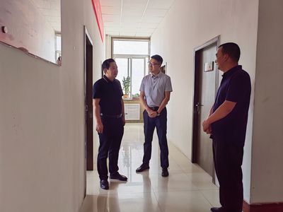 王志成深入調研駐縣企業運營管理，聚焦圖書刊物銷售產業發展